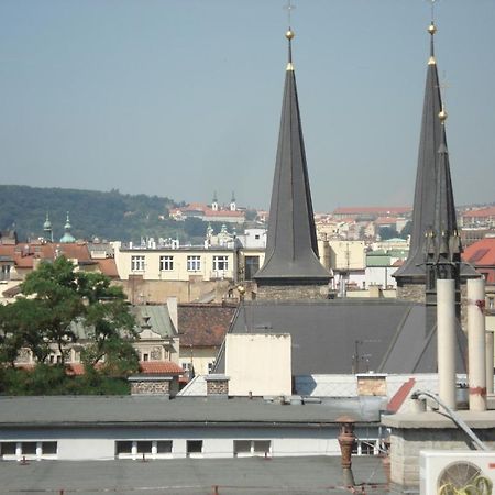 Pension Unie Прага Экстерьер фото